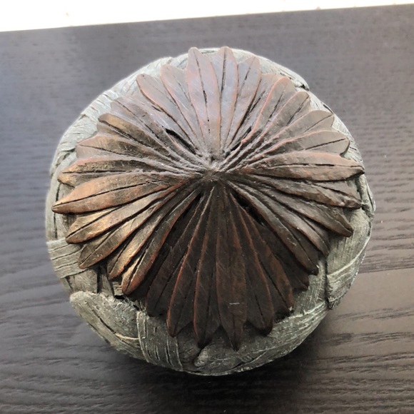 Basket Weave Orb Accent Decor - Picture 4 of 9